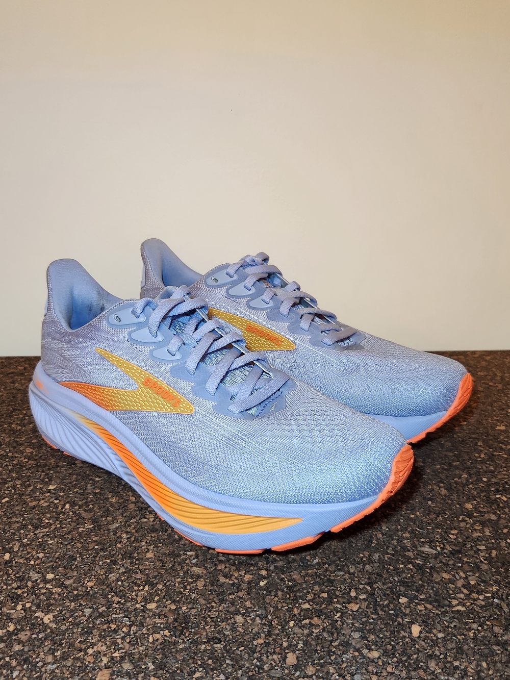 Brooks Ghost 17 Running Shoes Womens Size 6.5